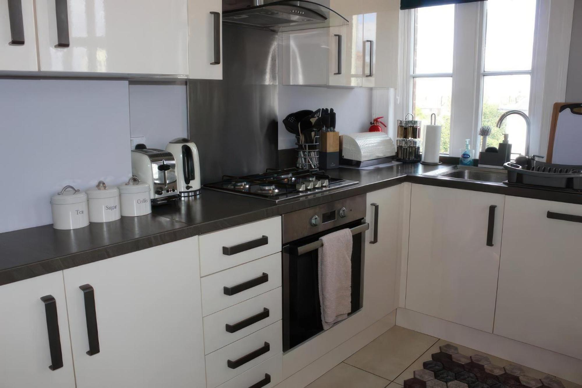 Lovely 2 Bed 2 Bath Flat With Free Parking 浦耳 外观 照片