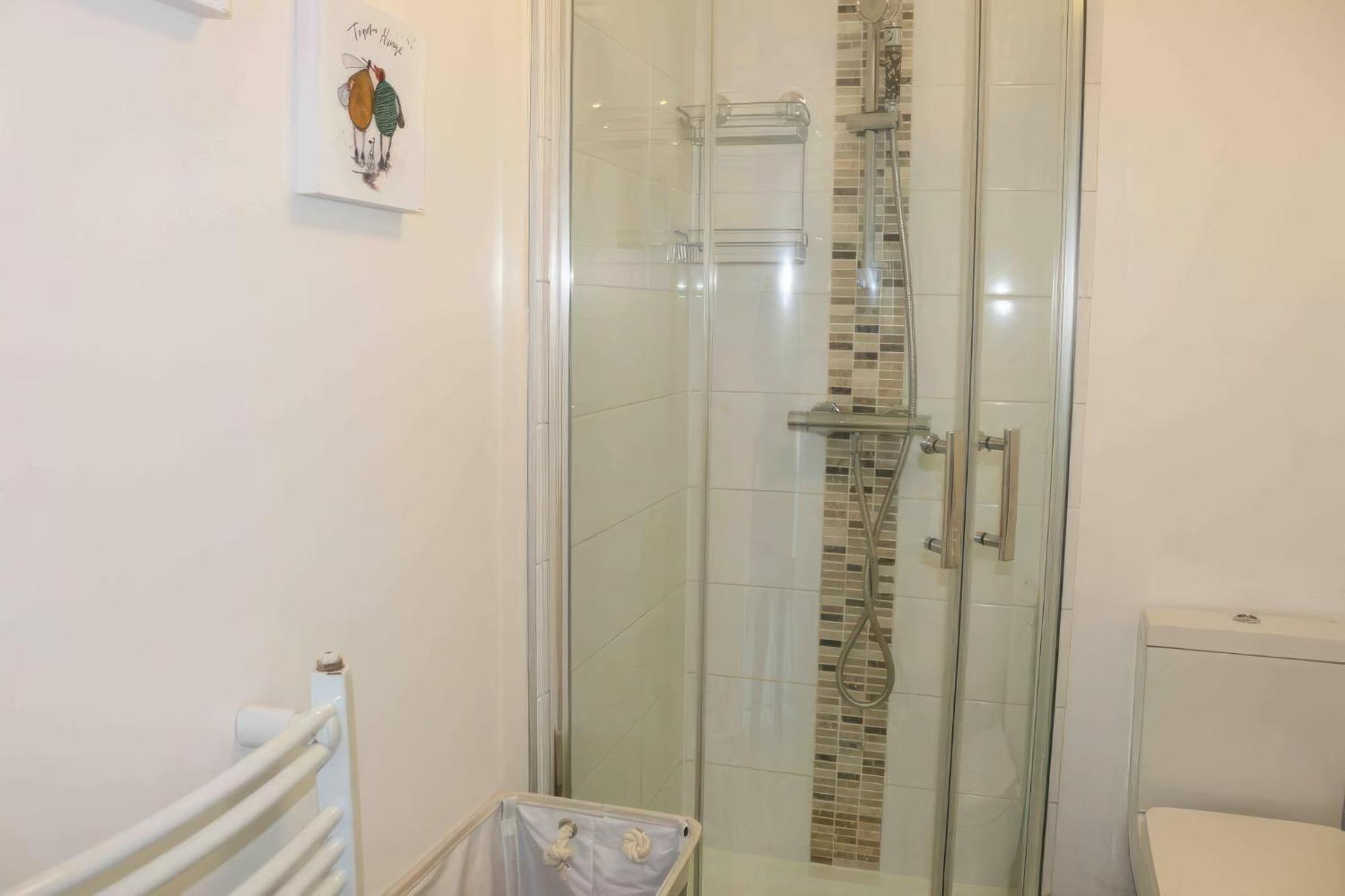 Lovely 2 Bed 2 Bath Flat With Free Parking 浦耳 外观 照片
