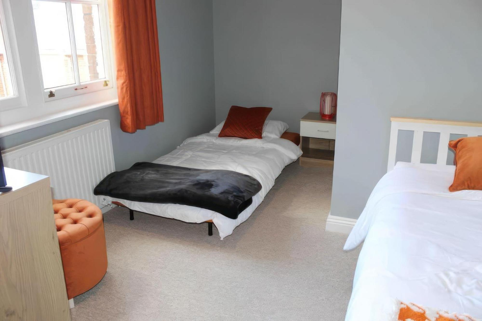 Lovely 2 Bed 2 Bath Flat With Free Parking 浦耳 外观 照片